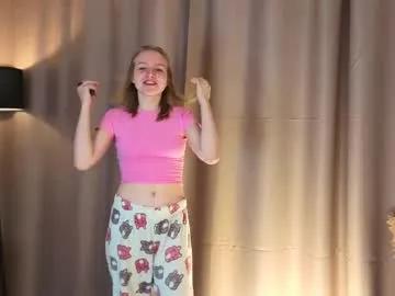 Freechat yangsperanza on Chaturbate