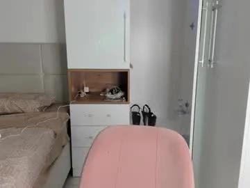 Freechat yesonee on Chaturbate