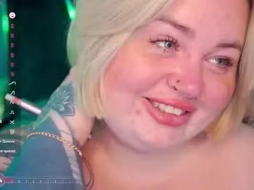 Freechat zarareign_ on Chaturbate