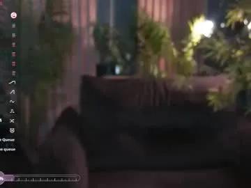 Freechat zarareign_ on Chaturbate