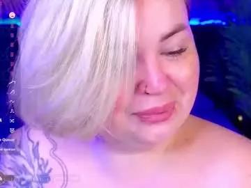 Freechat zarareign_ on Chaturbate