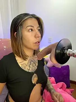 Freechat _antonella_dreamss on StripChat