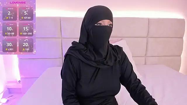 _Nadiaa — twerking spank ass 5x