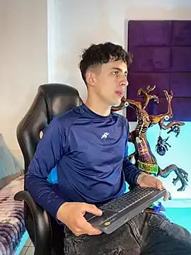 Freechat AdrianRinaldi on StripChat