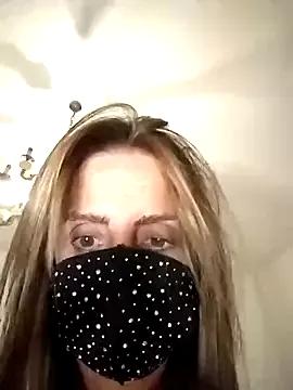 Freechat Akemi_rossi on StripChat