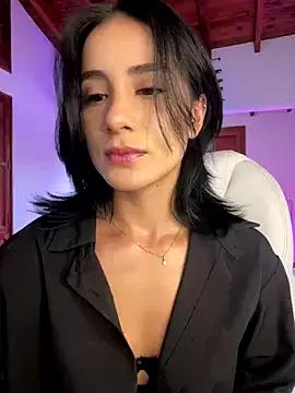 Group Ale_Lewis on StripChat