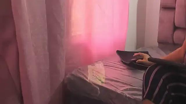 Freechat Alexa-Hunter on StripChat