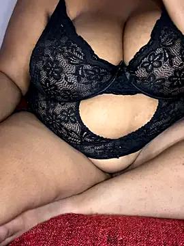 StripChat Angelique_bloum is Freechat Angelique_bloum — Show tits