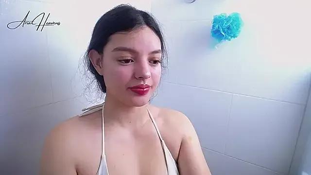Freechat AriaHeavenss on StripChat
