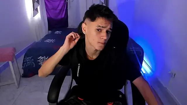 Freechat Aron_Boyy on StripChat