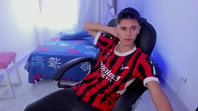 Freechat Aron_Boyy on StripChat