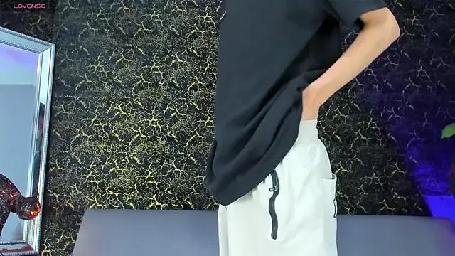 Freechat ArthurCox on StripChat