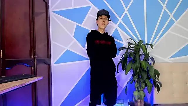 Freechat ArthurCox on StripChat