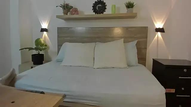 Freechat atenea_blaack on StripChat