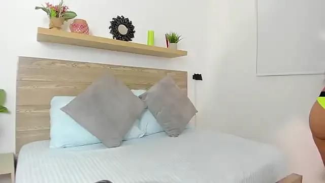 Freechat atenea_blaack on StripChat