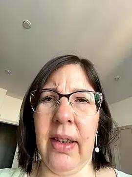 Freechat B_Bonya_m on StripChat