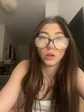 Freechat badlills201 on StripChat