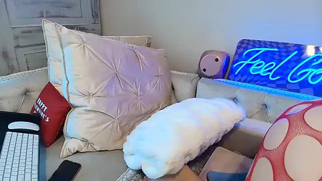 Freechat BarbieKarly on StripChat