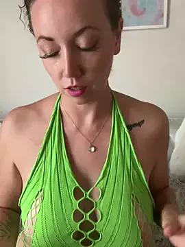 Freechat BarbieKarly on StripChat