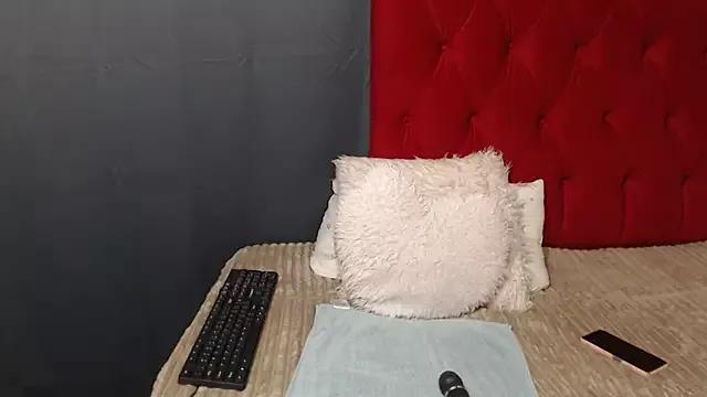 Freechat BigBootySimbax on StripChat