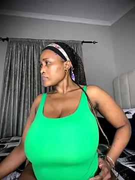 Private Bustygoddess32 on StripChat