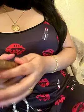 Freechat Cameelia on StripChat