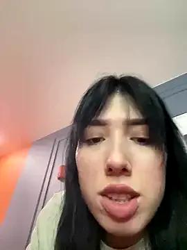 Freechat caressyourself on StripChat