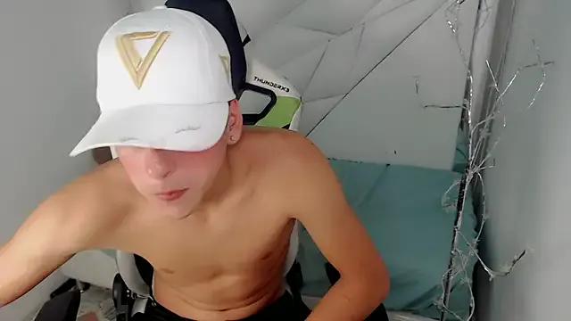 Freechat Cash_G_ on StripChat