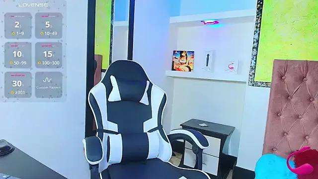 Freechat Charis_21 on StripChat