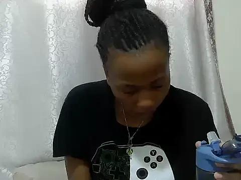 Freechat Creamybabee on StripChat