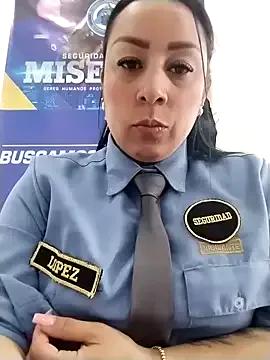 Freechat CRISTAL__11 on StripChat