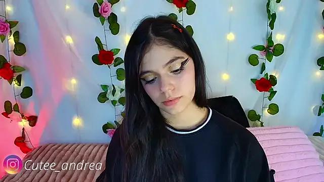 Freechat cutee_andrea on StripChat