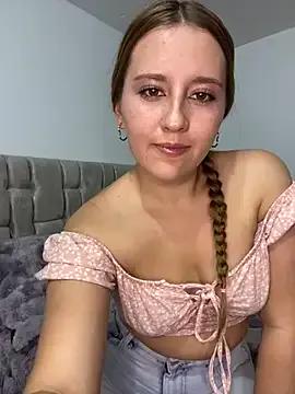 Freechat Cutie_blondie on StripChat