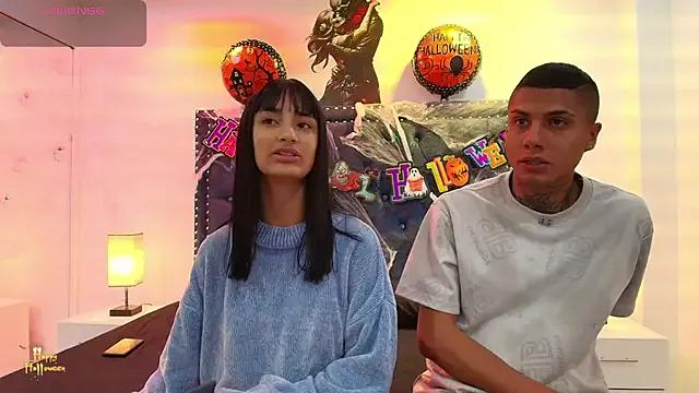 Freechat Damian_and_roxanne on StripChat