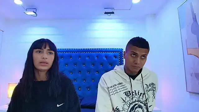 Freechat Damian_and_roxanne on StripChat