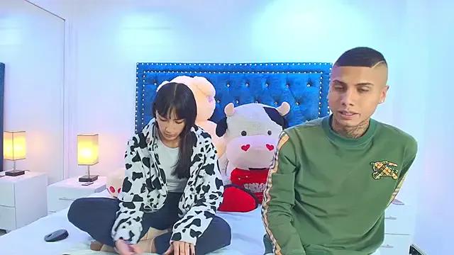 Freechat Damian_and_roxanne on StripChat