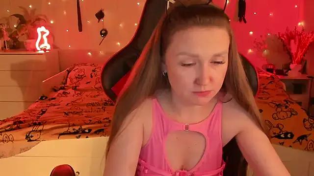 Freechat desperatehousewife__ on StripChat