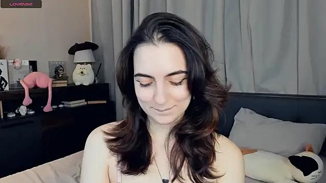 StripChat DracosMoon is Private DracosMoon — should I take off my shorts?