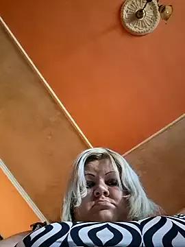 Freechat ducicsajsziii on StripChat