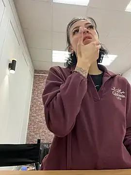 Freechat EmmaStarkk on StripChat