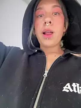 Freechat Enyeld_ruru on StripChat