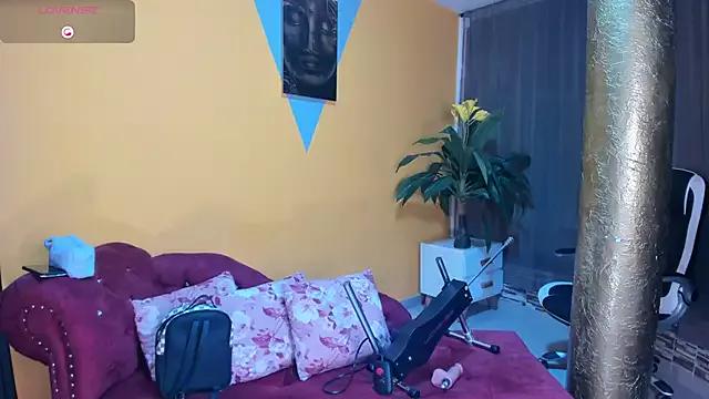 Freechat EroticAzir on StripChat