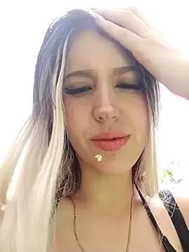 StripChat eva-2023 is Freechat eva-2023 — Remover bra