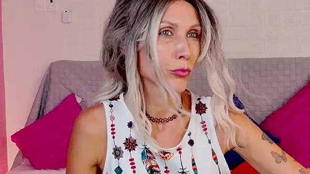 Freechat goddess_kate__ on StripChat