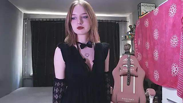 Freechat godlikegirlyy on StripChat