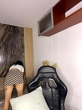 Private HannaRhodes on StripChat