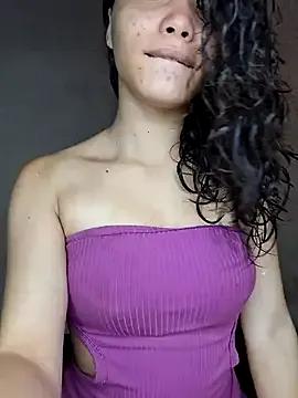 Freechat HelenHoltz on StripChat