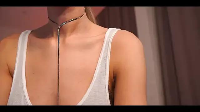 Freechat hereandnows_ on StripChat