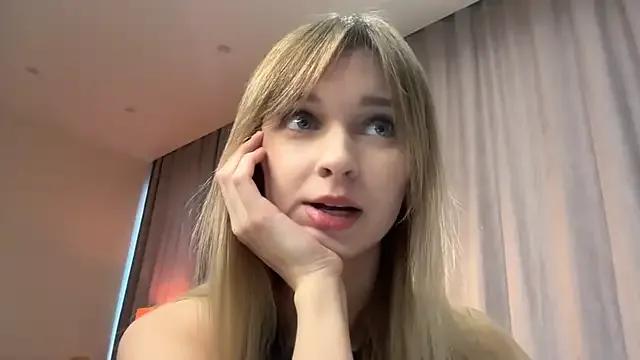 Freechat hereandnows_ on StripChat