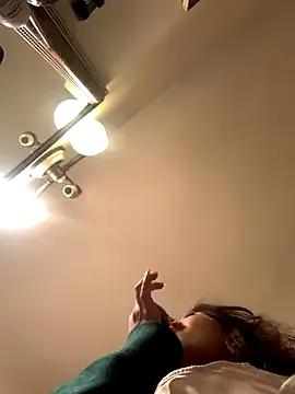 Freechat holyeroticss on StripChat